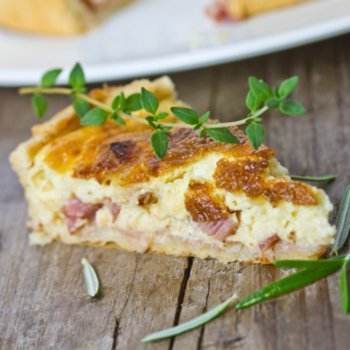 Quiche de presunto e queijo. Receita rápida e simples