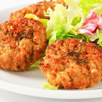 Bolinhos de batata, cebola e alecrim. Receitas rápidas para crianças