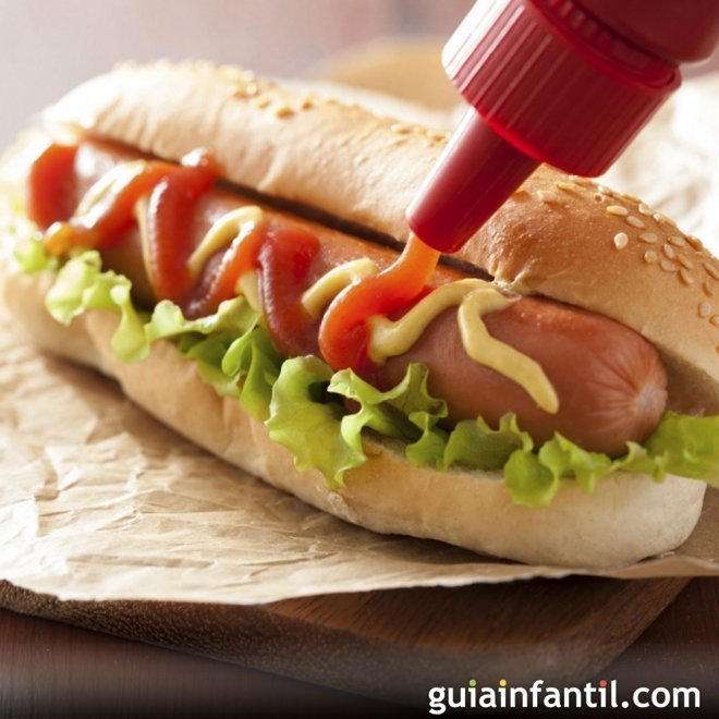 VOCÊ NUNCA VIU CACHORRO QUENTE IGUAL! HotDog com Aligot e Cebola