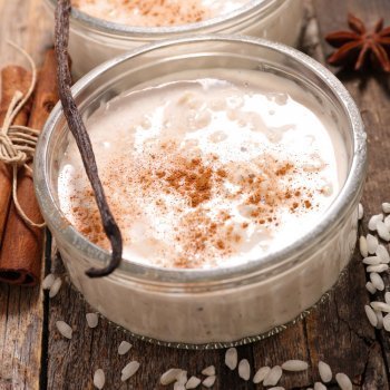 Arroz doce e cremoso para crianças. Receita de microondas