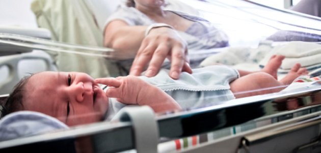 bebê-prematuro-música-incubadora A