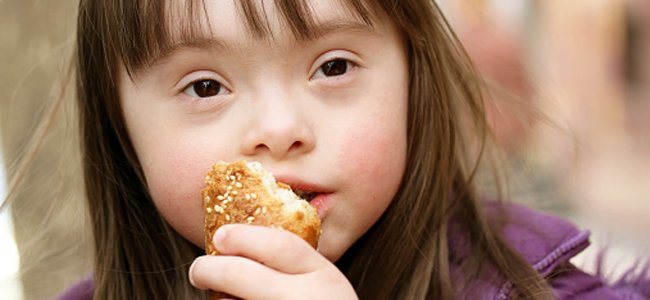 a-alimentação-complementar-crianças-síndrome-down A