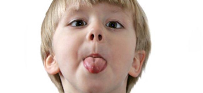 as-dificuldades-de-uma-criança-estrabismo A as-dificuldades-de-uma-criança-estrabismo A