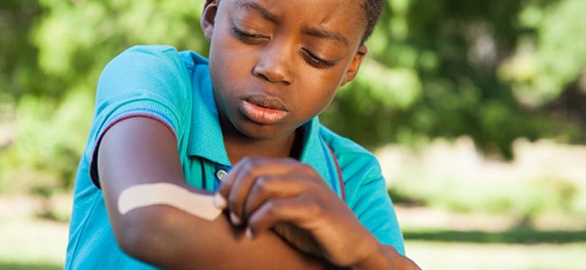 como-identificar--e-tratar-ferida-infectada A