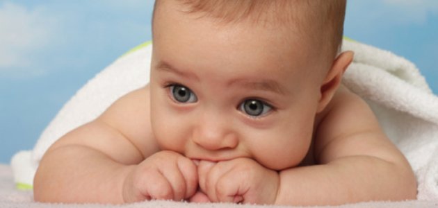 homeopatia-incômodos-dentes-bebê A