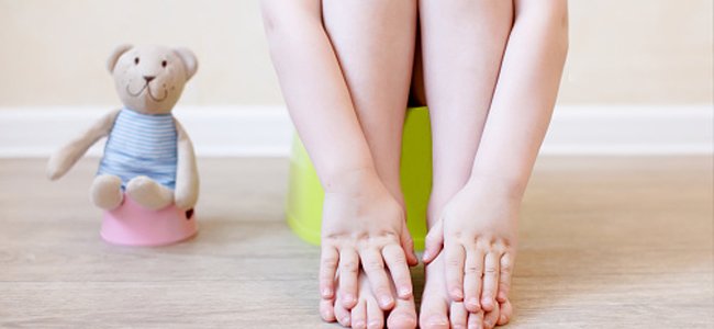 o-que-nos-diz-a-cor-da-urina-saúde-crianças A