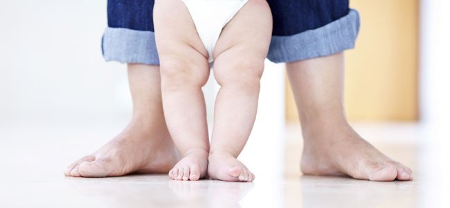 a-peculiar-maneira-de-andar-bebês A a-peculiar-maneira-de-andar-bebês A