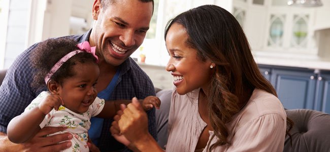 Como os pais se comunicam com o bebê Como os pais se comunicam com o bebê