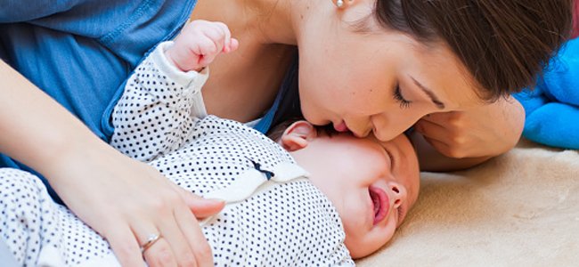 decálogo-sobre-as-cólicas-do-bebê-lactente A decálogo-sobre-as-cólicas-do-bebê-lactente A