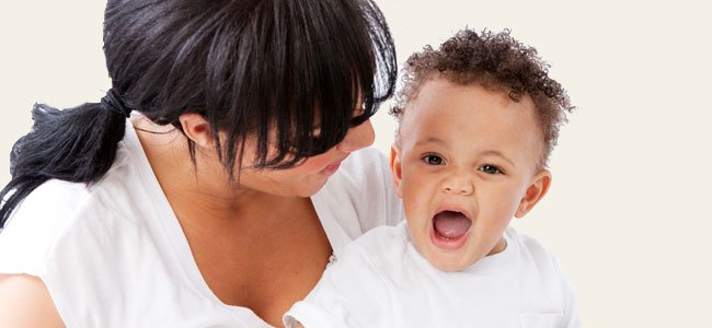 Como os bebês falam e se comunicam Como os bebês falam e se comunicam