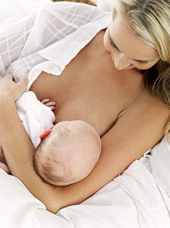 As vantagens do aleitamento materno para as mães As vantagens do aleitamento materno para as mães