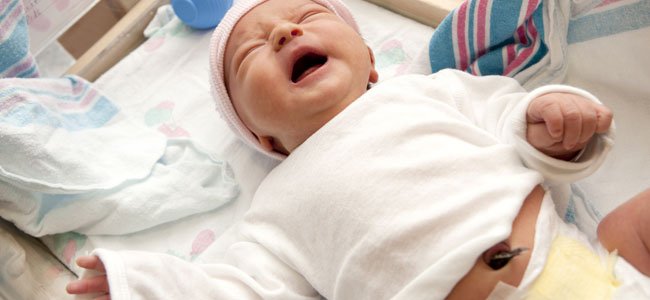 como cuidar do umbigo do bebê