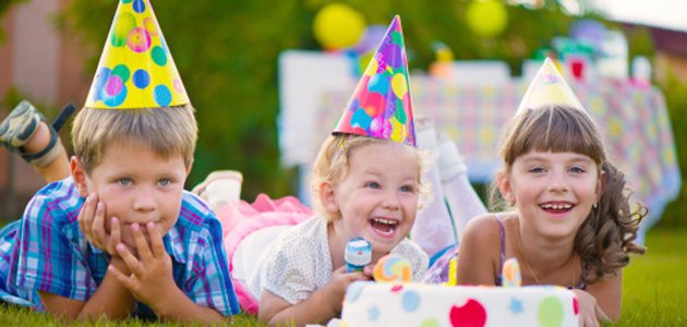 os-convidados-de-um-aniversário-infantil A