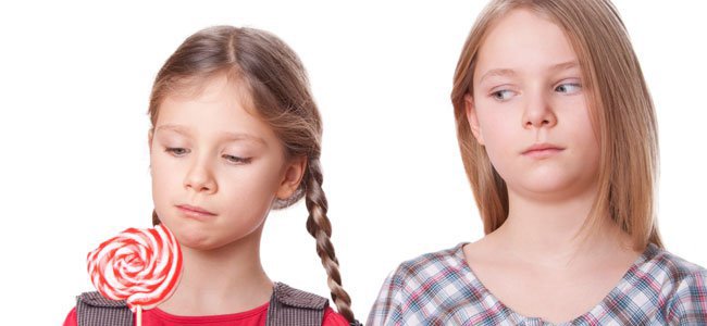 como-ensinar-a-criança-a-não-ser-invejosa A como-ensinar-a-criança-a-não-ser-invejosa A