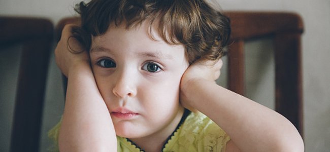 criança-mal-humorada-gênio-ruim A criança-mal-humorada-gênio-ruim A