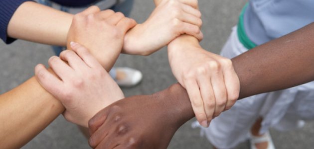 direito-internacional-crianças-mãos A direito-internacional-crianças-mãos A