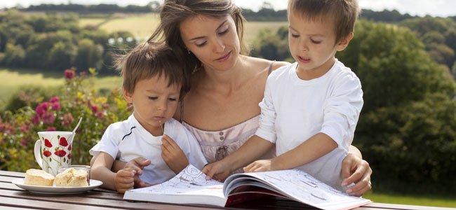 Como ensinar a ler em inglês às crianças