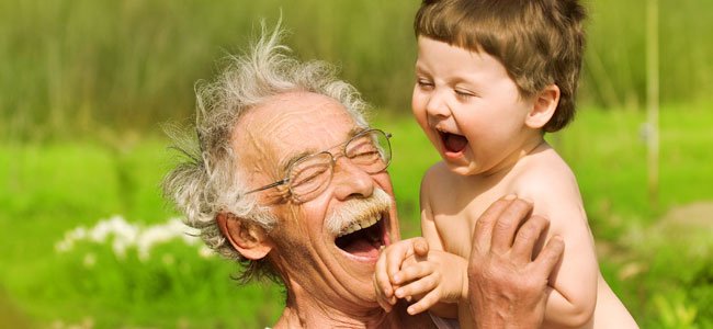 a-ciência-descobre-por-que-os-avós-são-tão-carinhosos A