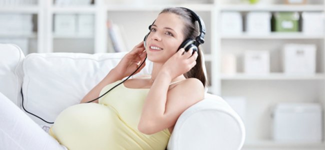 os-benefícios-de-cantar-durante-gravidez A