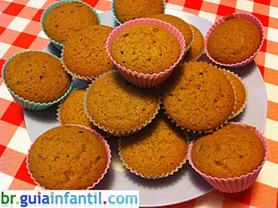 Receita de cupcakes de chocolate com creme de queijo Receita de cupcakes de chocolate com creme de queijo